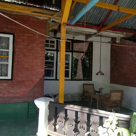 Prince Hotel Mrauk U Bagian luar foto