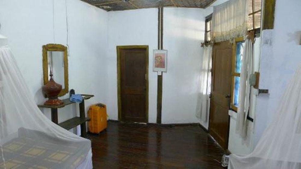 Prince Hotel Mrauk U Bagian luar foto