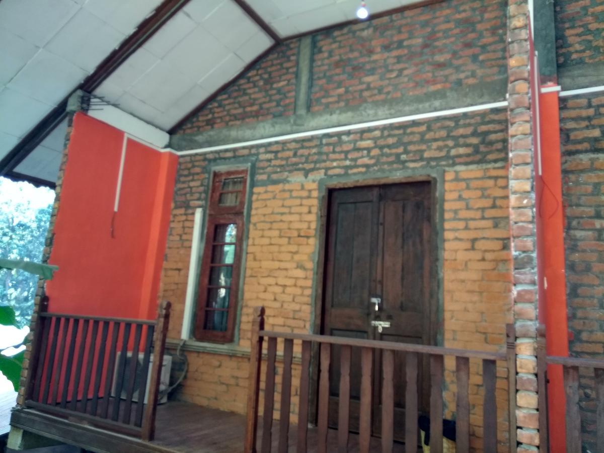 Prince Hotel Mrauk U Bagian luar foto