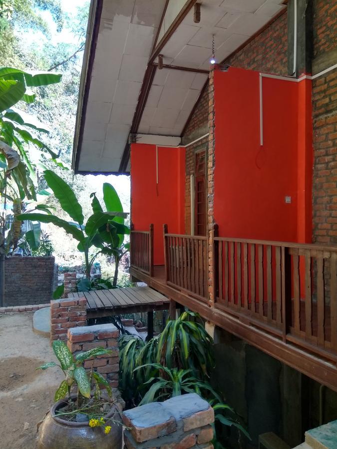 Prince Hotel Mrauk U Bagian luar foto