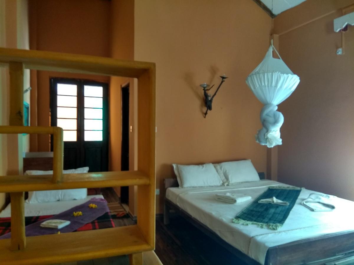 Prince Hotel Mrauk U Bagian luar foto