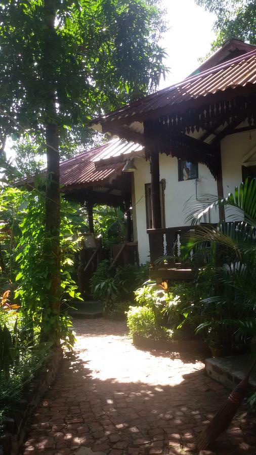 Prince Hotel Mrauk U Bagian luar foto